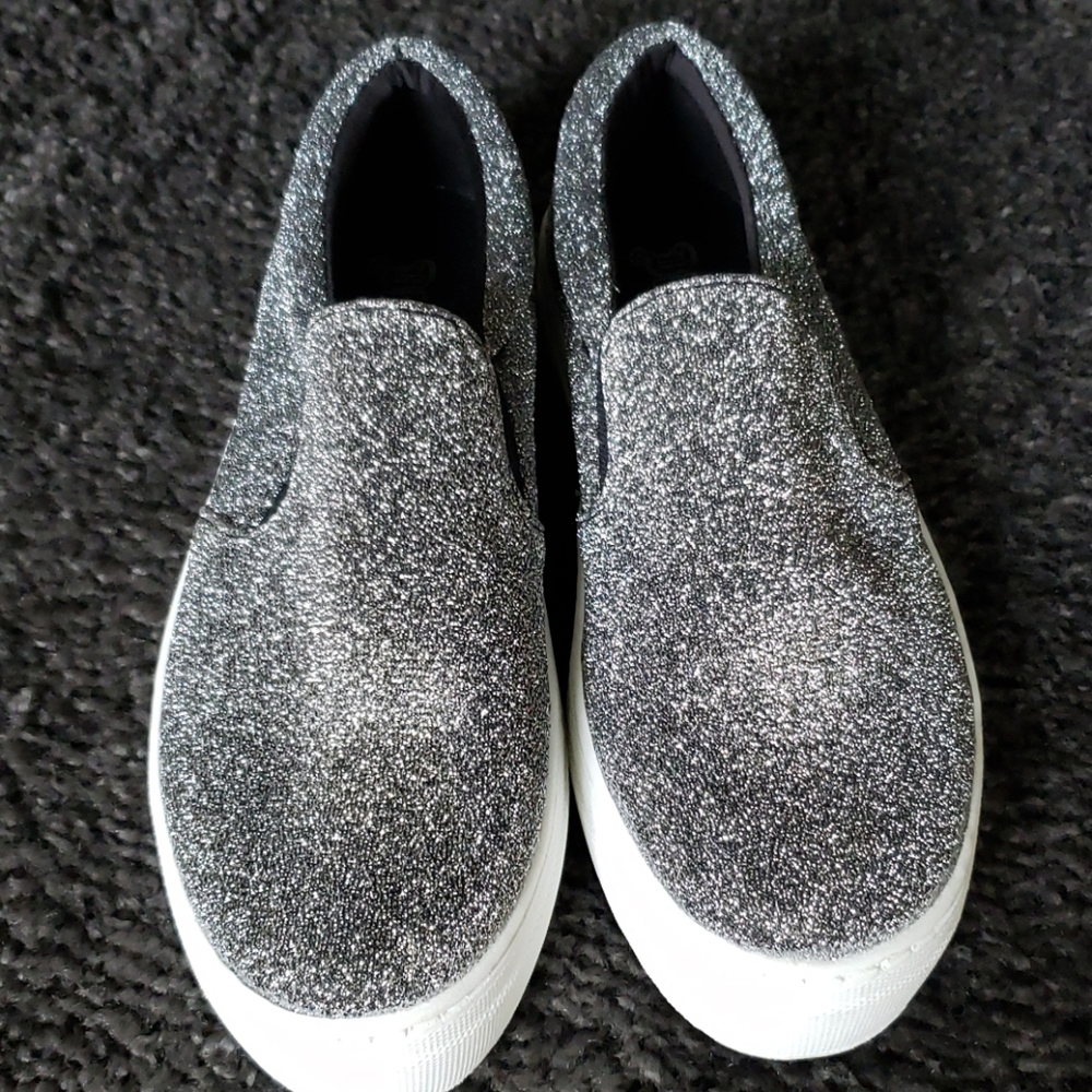 Silver sparkles slip ons